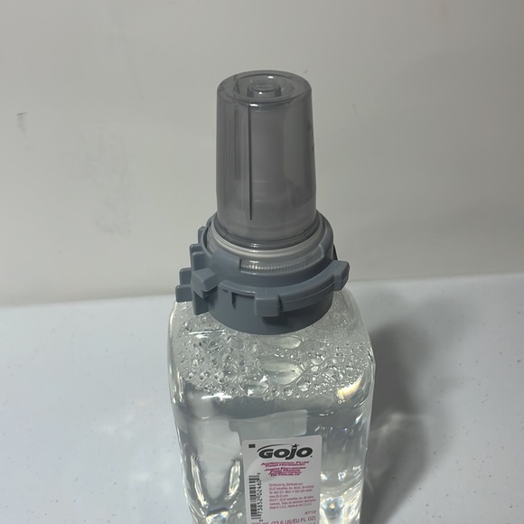 Gojo Antibacterial PLUM Foam Soap refiller.. new sealed - Picture 4 of 5